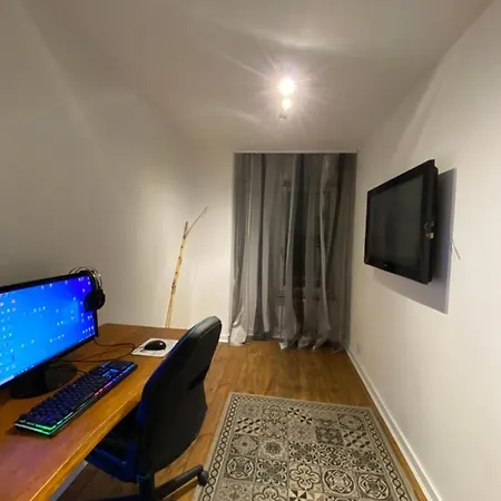 87m2 Block 24 Business Casual Apartment